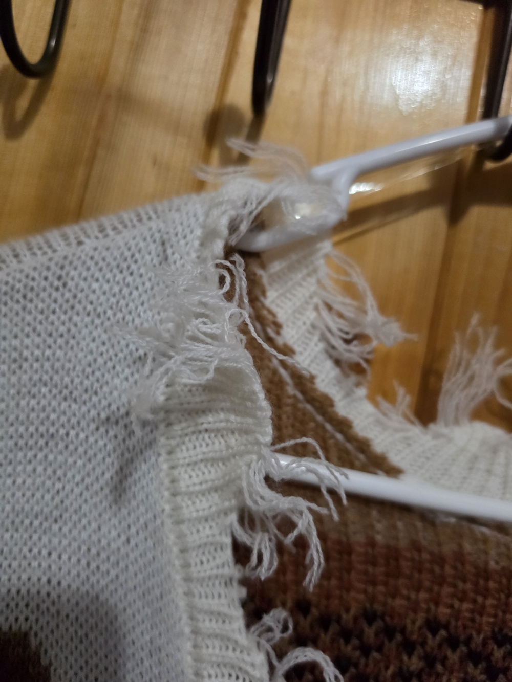 Just Polly New York Distressed Teddy Bear Sweater NWOT - Picture 9 of 11